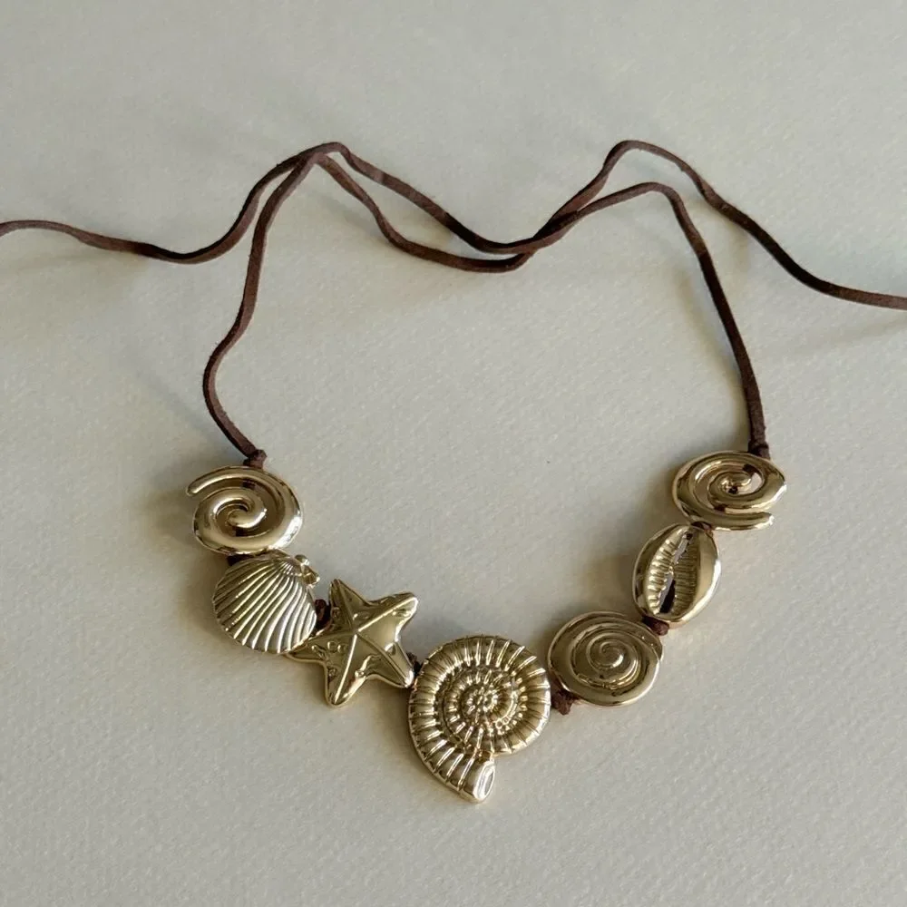 Seashell necklace N1626